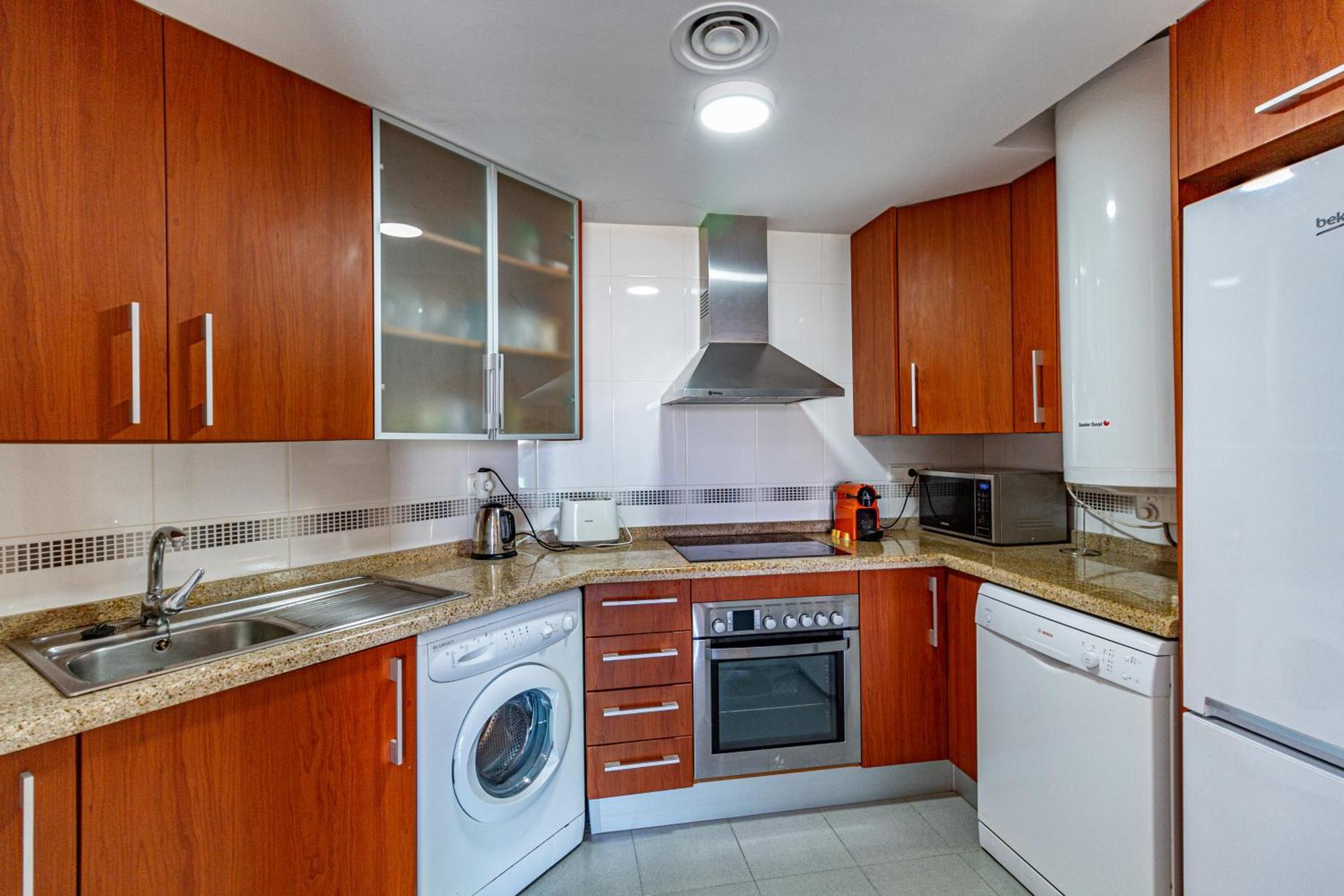 Apartment Vilapark With Pool, Free Parking, Terrace, Beach Benidorm Eksteriør billede